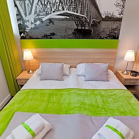 Green 3* Płock