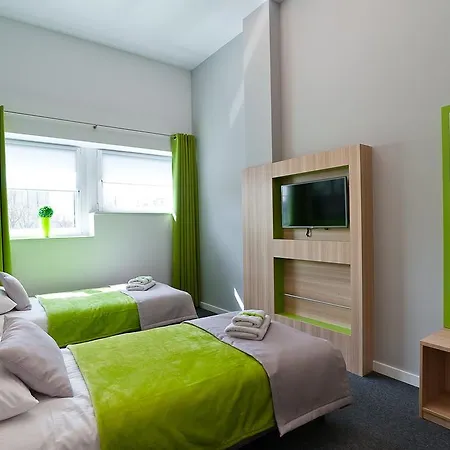 Green 3*